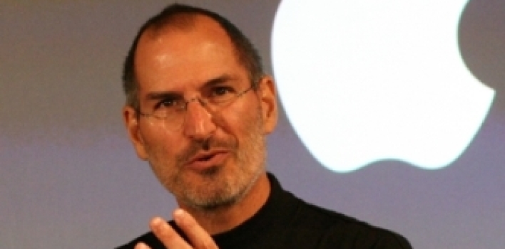 Steve Jobs es realmente un genio, pero incluso los genios necesitan nacer
