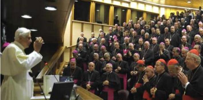 La diplomacía de Benedicto XVI: “menos cálculos y más fe”.