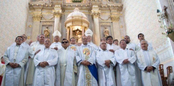 La célebre revista Forbes señala que el sacerdocio es el «empleo» más feliz en el mundo