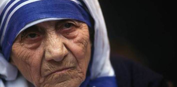 La Madre Teresa contra el SIDA en los Estados Unidos