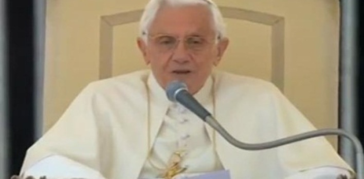 El Papa recuerda la fuerza de la oración incesante a Dios para superar dificultades y peligros