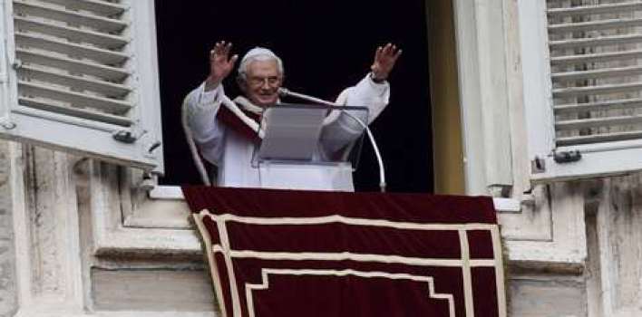 Benedicto XVI, en el Ángelus: «Dios no mira tanto la calidad de los elegidos, sino su fe»