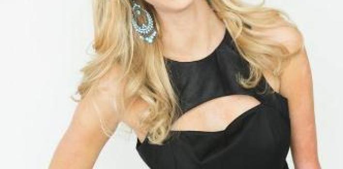 A Miss Iowa, firme aspirante a Miss America, le falta un brazo por malformación fetal