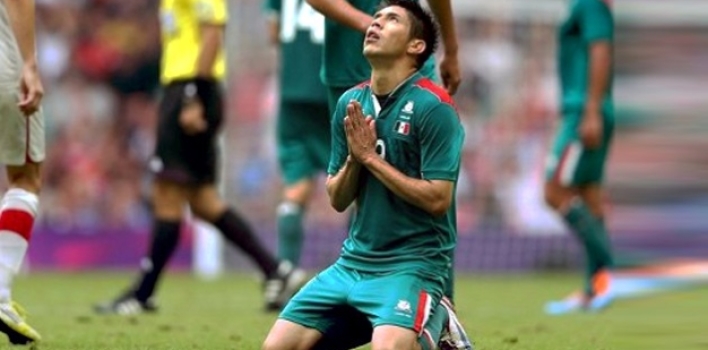 Oribe Peralta, el cotizado goleador que no temió hablar de Dios en el mundial Brasil 2014