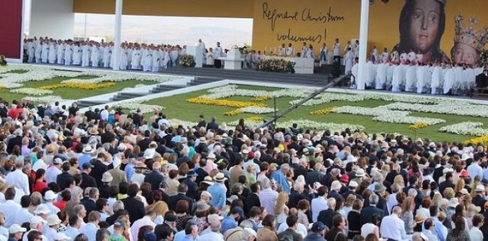 200.000 personas asisten a la beatificación de Álvaro del Portillo, primer prelado del Opus Dei