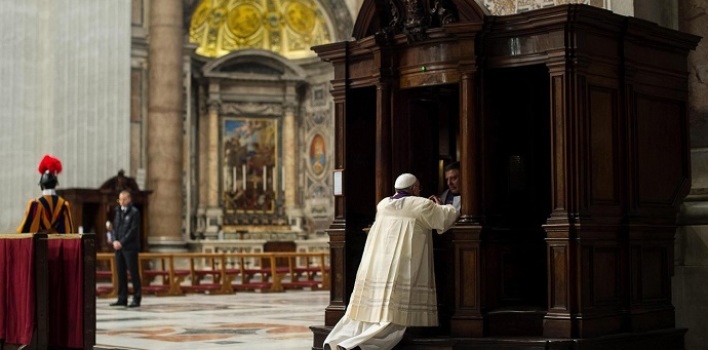 El Papa Francisco anuncia que la Iglesia celebrará un gran Año Jubilar dedicado a la Misericordia