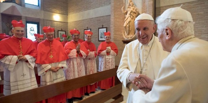 El Papa, a los nuevos cardenales: «La mayor condecoración es servir a Cristo en el pueblo de Dios»