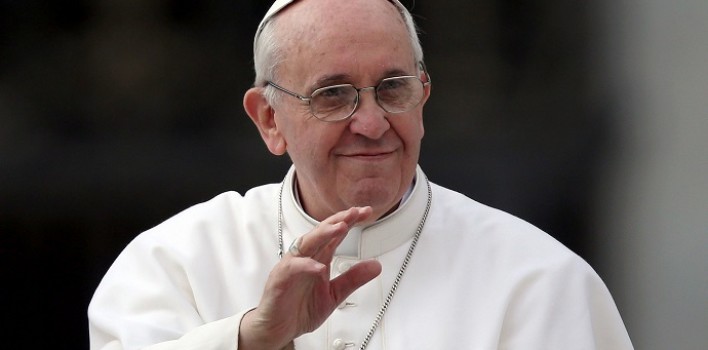 ¿Por qué el Papa se viste de blanco?