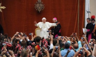 Benedicto XVI: La JMJ de Madrid, una “cascada de luz”