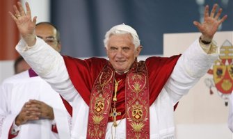 Benedicto XVI: «Atreveos a poner vuestros talentos al servicio de Dios»