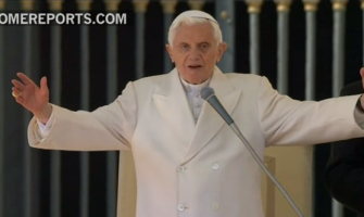 Benedicto XVI: «Aprender de María a ser una comunidad de ora»
