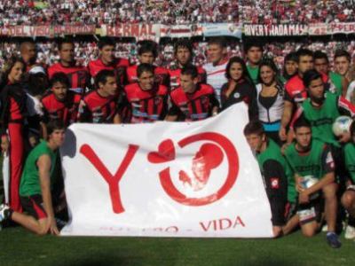 Patronato, el club de fútbol que envío al River Plate a segunda, declarado club pro-vida