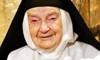 Sor Teresita, 104 años: «Vivo en el corazón de la Virgen y no puedo vivir sin ella»