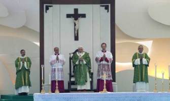 Iglesia está llamada a ser servidora de paz en Medio Oriente, expresa el Papa