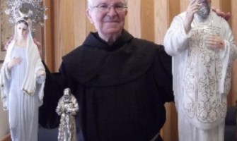 El padre Lauriola conoció al Padre Pío: «Hago exorcismos desde 1970 y siempre le pido ayuda»