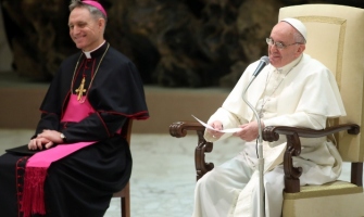 Habla el secretario de Benedicto XVI: “La diversidad entre Francisco y Benedicto ha sido utilizada para crear una antítesis”