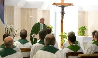 La vida cristiana es simplemente ¡seguir a Jesús! El Papa el martes en Santa Marta