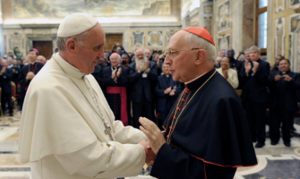 El cardenal Filoni vuelve de Irak