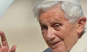 Primer mensaje leído en público de Benedicto XVI: La Iglesia busca anunciar a Cristo, no ganar miembros