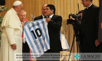 Maradona: ‘El primer hincha de Francisco soy yo’