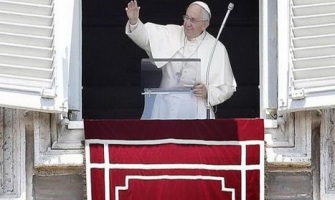 El Papa en el Ángelus: ‘El misterio de la Trinidad abraza nuestra vida’