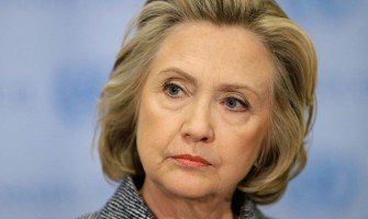 Hillary Clinton llama terroristas a los que defienden la vida