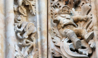 El misterio del astronauta y del dragón en una Catedral del Siglo XVI