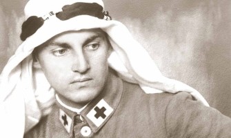 Poeta, enfermero voluntario, abogó por los judíos ante Hitler… y fotografió el genocidio armenio