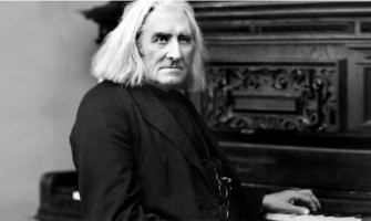 Liszt, músico genial, amigo de Wagner y del Papa, rodeado de amantes y elogios, murió unido a Dios