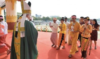 «La venganza no es el camino de Jesús, es el perdón»: misa del Papa con los católicos de Myanmar