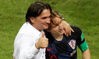 Rosario en mano, el entrenador de Croacia sigue haciendo historia: «Dios está a diario en mi vida»
