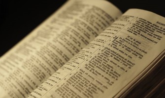 ¿Le faltan libros a la Biblia protestante, o le sobran a la Biblia católica?