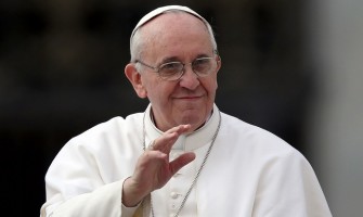 ¿Por qué el Papa se viste de blanco?